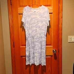 Light gray camo print dress
